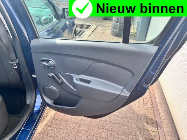 Dacia Sandero 1.2 16V Airco|carkit|4seiz 2016 Benzine 12