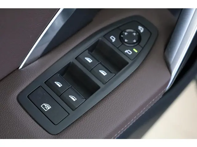BMW iX1 xDrive30 2023 Elektrisch 21