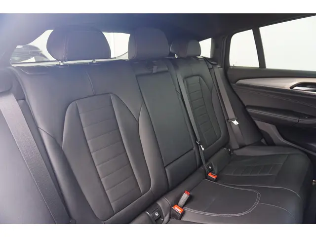 BMW X4 xDrive20i M Sport 2021 Benzine 9