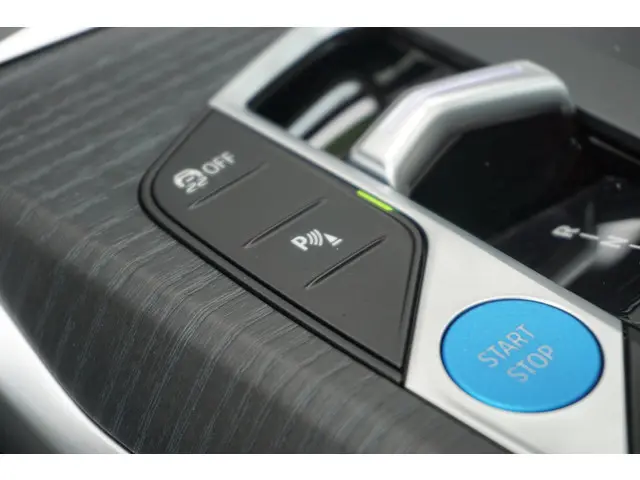 BMW i4 Gran Coupé eDrive35 2025 Elektrisch 11