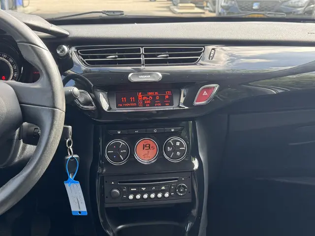 Citroën C3 1.2 PureTech Collection 2015 Benzine 22