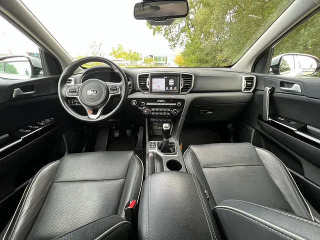 Kia Sportage 1.6 GDI Design Edition 2018 Benzine 16