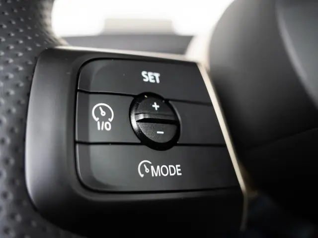 MINI 5-Deurs Cooper C 2025 Benzine 46