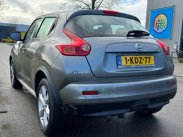 Nissan Juke 1.6 Acenta AUTOMAAT NIET 100 2013 Benzine 3
