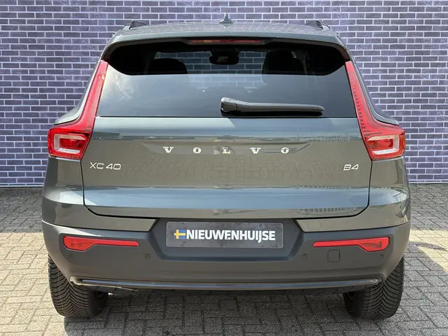 Volvo XC40 2.0 B4 Plus Dark 2025 Benzine 20