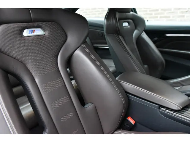 BMW M4 4-serie Coupé Competition 2017 Benzine 42