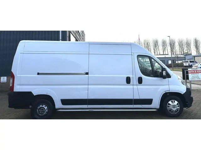 Citroën Jumper 33 2.2 BlueHDi 140 L3H2 Club 2022 Diesel 6