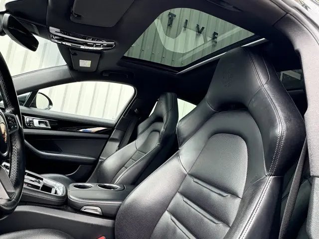 Porsche Panamera 2.9 4 E-Hybrid 2017 Hybride Benzine 14