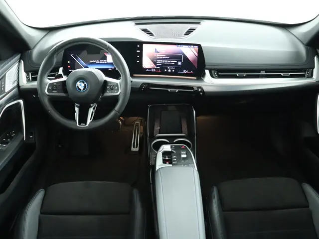 BMW iX1 eDrive20 67 kWh 2024 Elektrisch 4