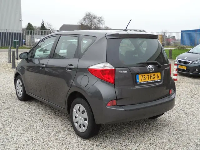 Toyota Verso-S 1.3 VVT-i Comfort 2012 Benzine 8