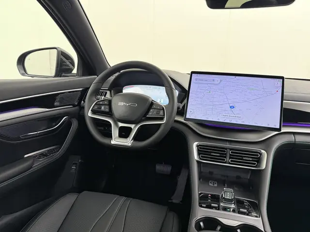 BYD SEAL U 1.5 DM-i FWD Boost 2025 Hybride Benzine 25