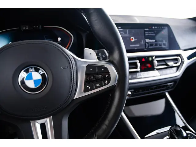 BMW 3 Serie Touring 330i Executive Edition 2020 Benzine 49