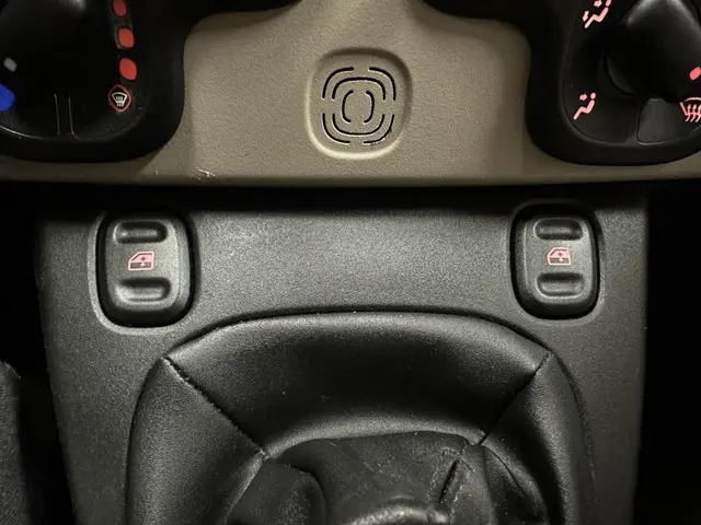 Fiat Panda 0.9 TwinAir Easy - Airco - City - NAP! 2013 Benzine 12