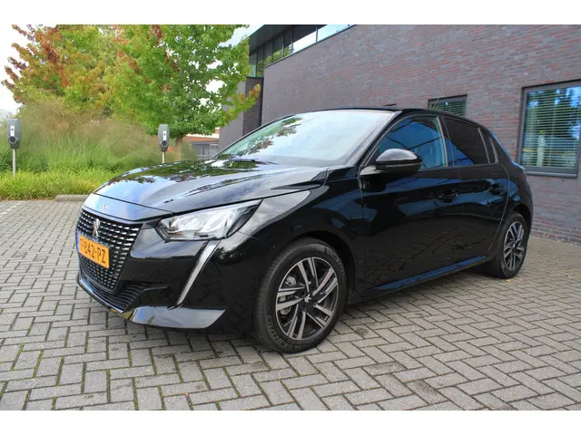 Peugeot 208 1.2 PureTech Allure Pack 2023 Benzine 5