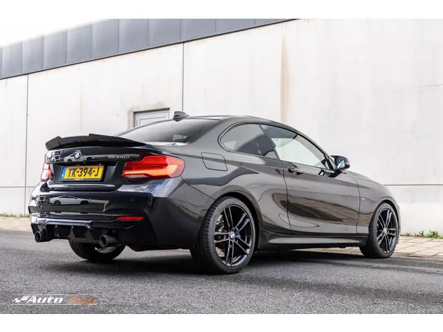 BMW 2 Serie Coupé M240i High Executive 2017 Benzine 11