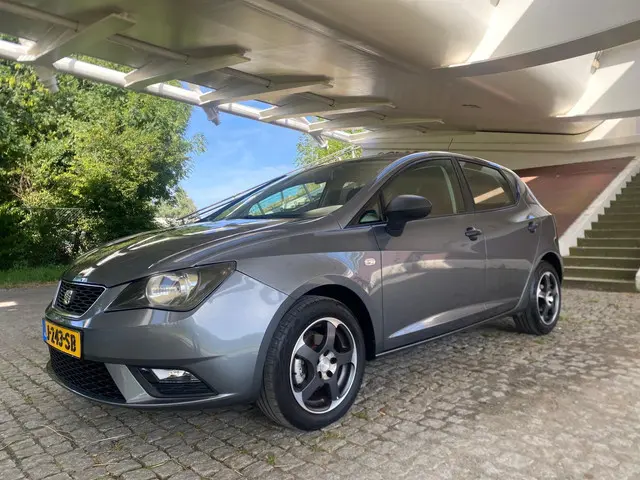 SEAT Ibiza 1.2 Airco Cruise control 2012 Benzine 4