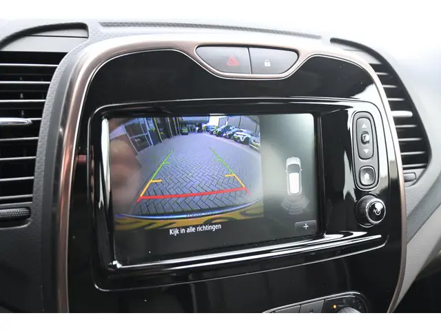 Renault Captur TCe 120 EDC Barista 2015 Benzine 20