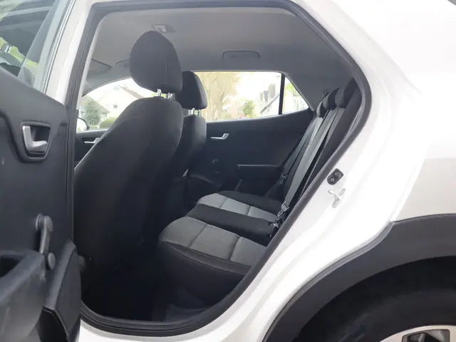 Kia Stonic 1.0 T-GDi DynamicLine 2019 Benzine 15