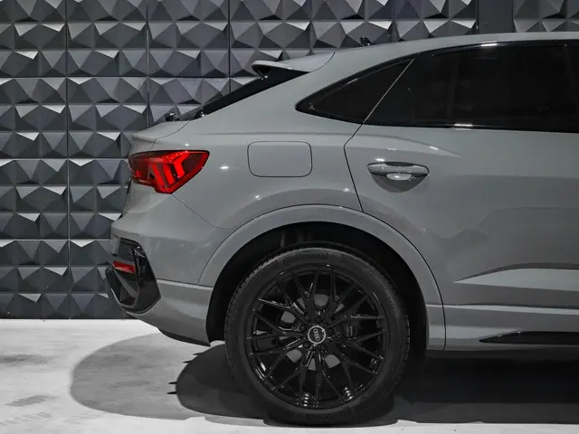 Audi Q3 Sportback 35 TFSI S Edition 2021 Benzine 26