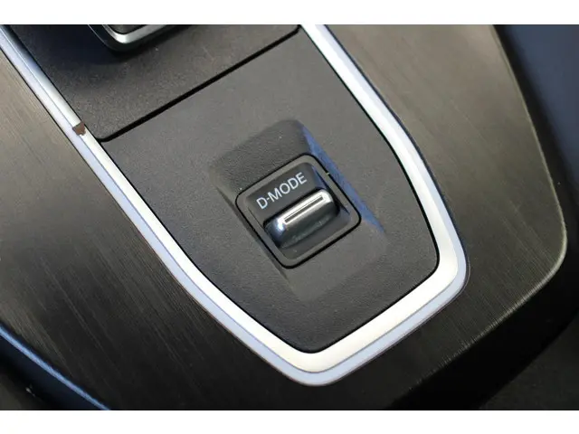 Nissan QASHQAI 1.3 MHEV Xtronic N-Connecta 2022 Benzine 31