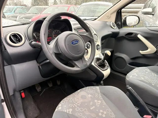 Ford Ka 1.2 Style start/stop AIRCO 2014 Benzine 7