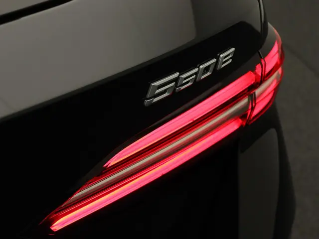 BMW 5 Serie Touring 550e xDrive 2025 Hybride Benzine 27