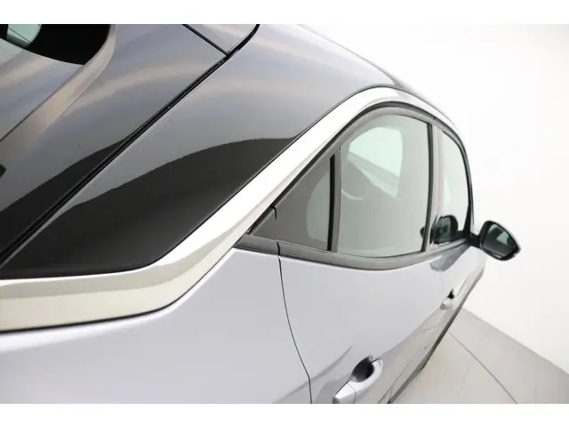 Opel Mokka 1.2 Turbo Elegance 2022 Benzine 16