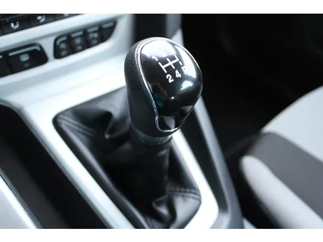 Ford Focus Wagon 1.0 EcoBoost Trend Sport 2012 Benzine 23