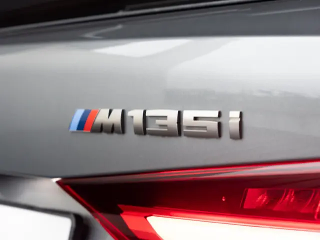 BMW 1 Serie 5-deurs M135i xDrive 2024 Benzine 21