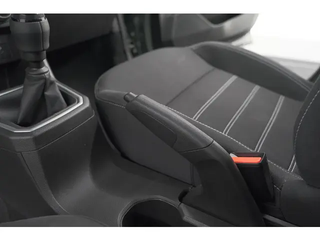 Dacia Jogger TCe 100 ECO-G LPG Expression 2025 LPG/Gas 41