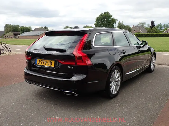 Volvo V90 T4 Inscription 2020 Benzine 4