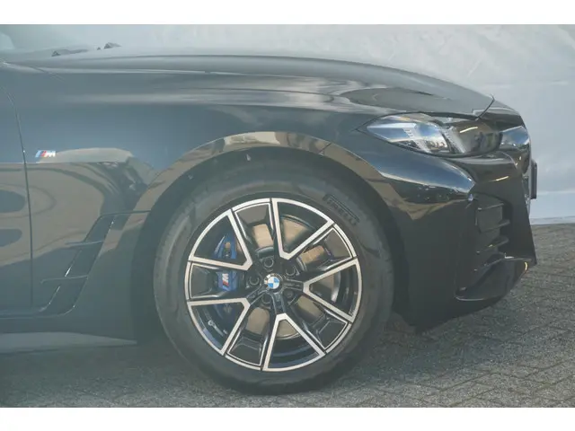 BMW i4 Gran Coupé eDrive35 2025 Elektrisch 16