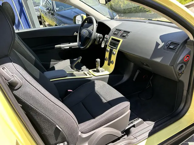 Volvo C30 2.0 Advantage 2012 Benzine 17