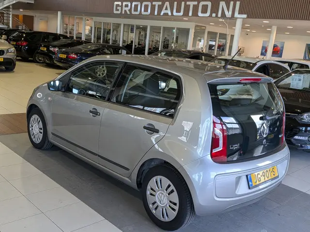 Volkswagen up! 1.0 take up! BlueMotion 2016 Benzine 3