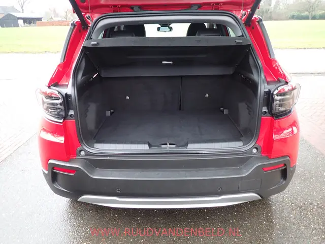 Jeep Avenger Altitude 54kWh 2024 Elektrisch 38