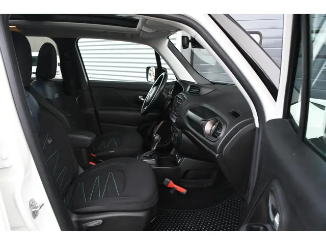 Jeep Renegade 1.5T e-Hybrid Upland 2022 Hybride Benzine 8