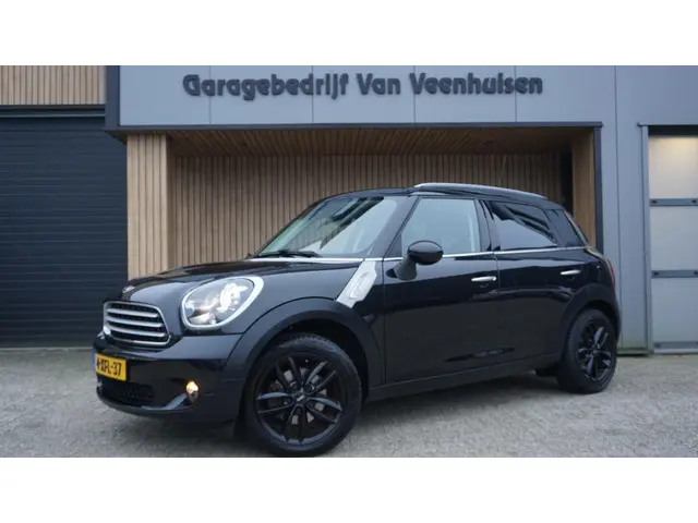 MINI Countryman 1.6 122pk Knockout Edition 2014 Benzine