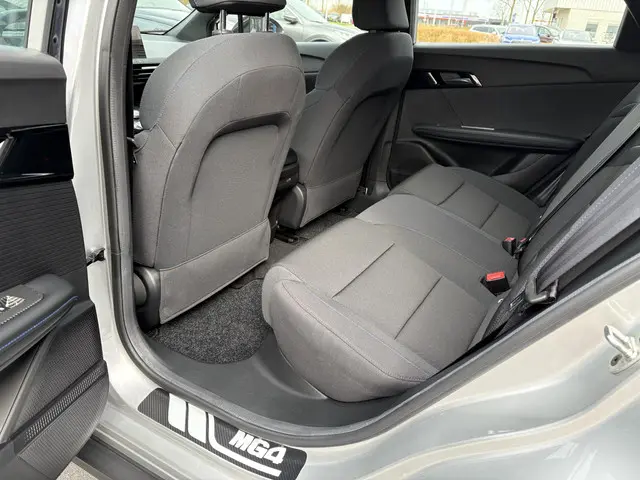 MG MG4 Electric Standard 51 kWh 2023 Elektrisch 13