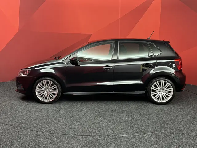 Volkswagen Polo 1.4 TSI BlueGT 2017 Benzine 3