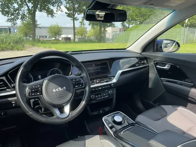 Kia e-Niro DynamicPlusLine 64 kWh 2022 Elektrisch 12