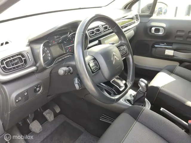 Citroën C3 1.2 PureTech S&S Shine 2017 Benzine 4