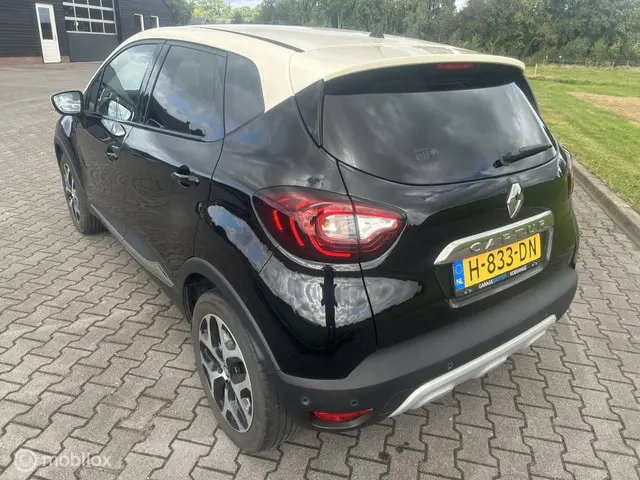 Renault Captur 1.3 TCe 155 Intens 2020 Benzine 4