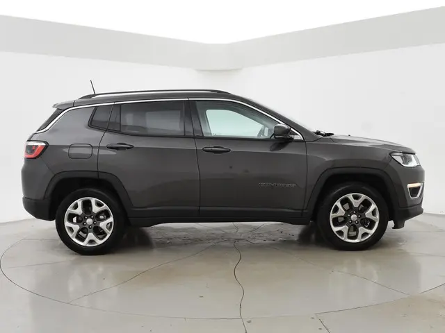 Jeep Compass 2.0 MULTIJET DIESEL 4X4 LIMITED 2018 Diesel 13