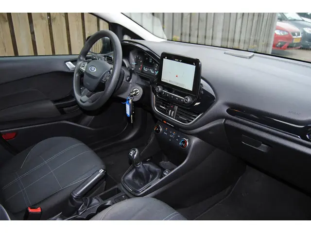 Ford Fiesta 1.1 Trend 2018 Benzine 4