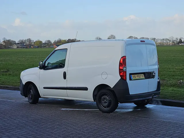 Opel Combo 1.3 2014 Diesel 6