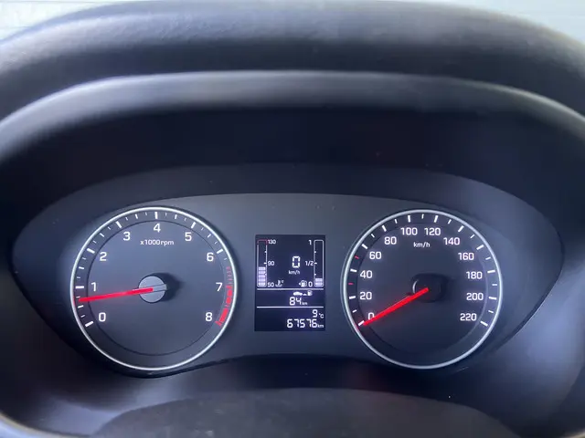 Hyundai i20 1.2 MPI Comfort 2019 Benzine 9