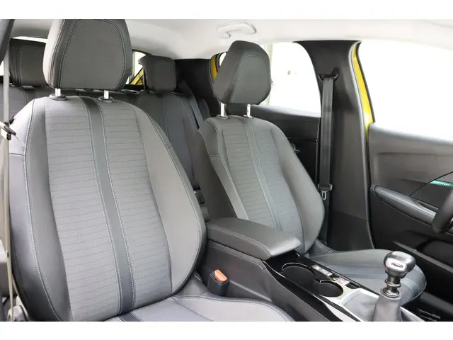 Peugeot 208 1.2 PureTech Allure Pack 2022 Benzine 9
