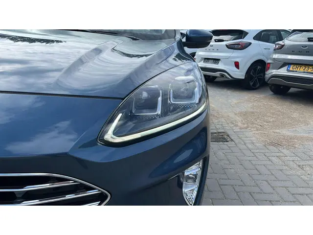 Ford Kuga 2.5 PHEV Titanium 2024 Hybride Benzine 3