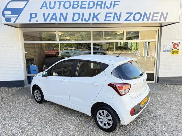 Hyundai i10 1.0i Comfort 2018 Benzine 2