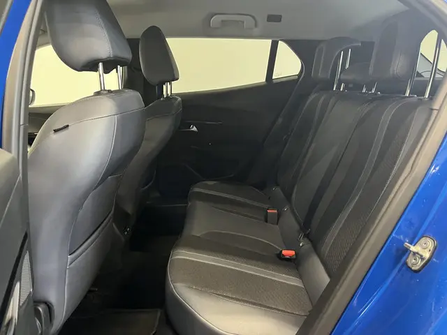 Peugeot 2008 1.2 PureTech 100pk Allure 2020 Benzine 29